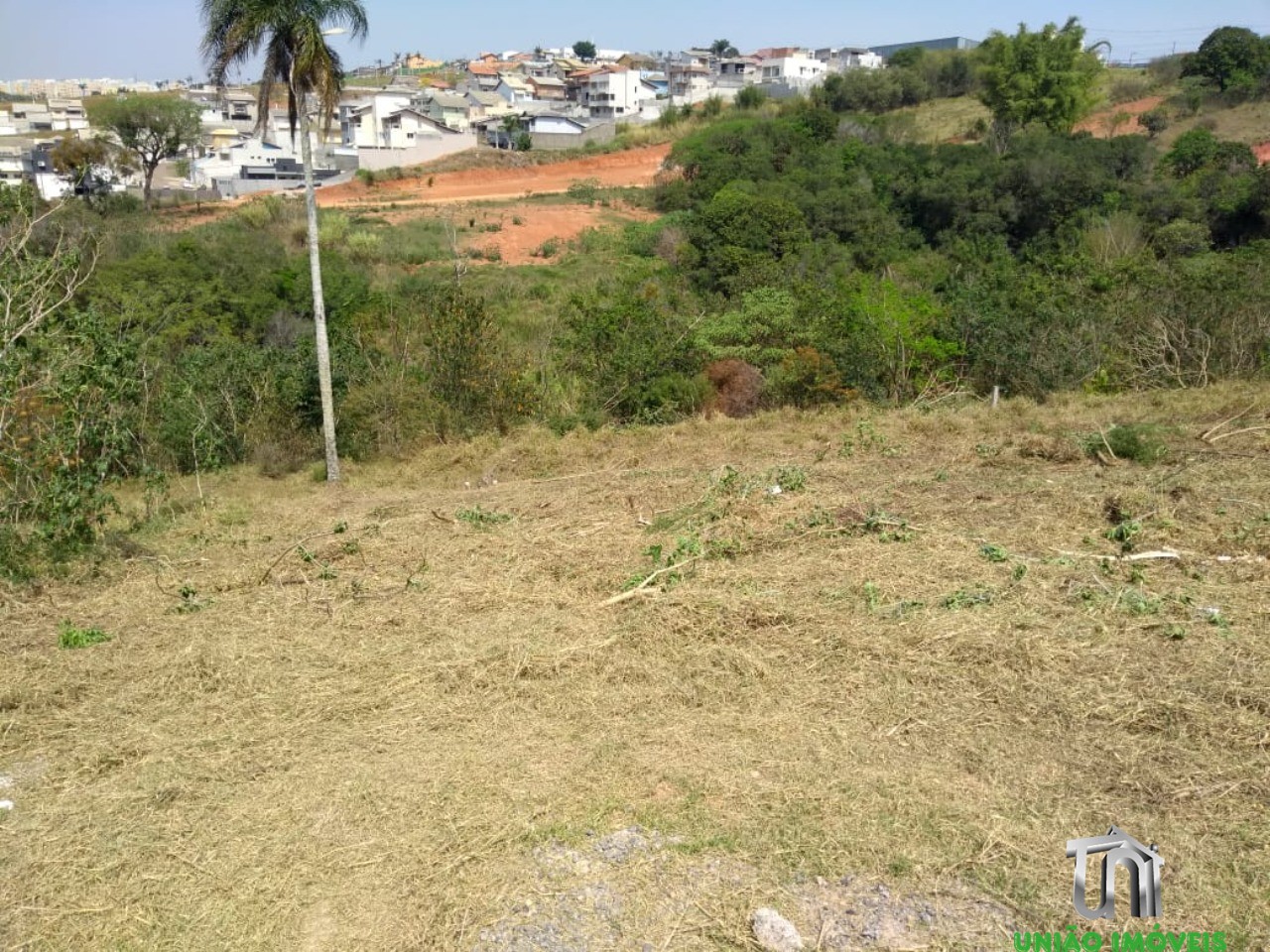 Terreno à venda, 300m² - Foto 1