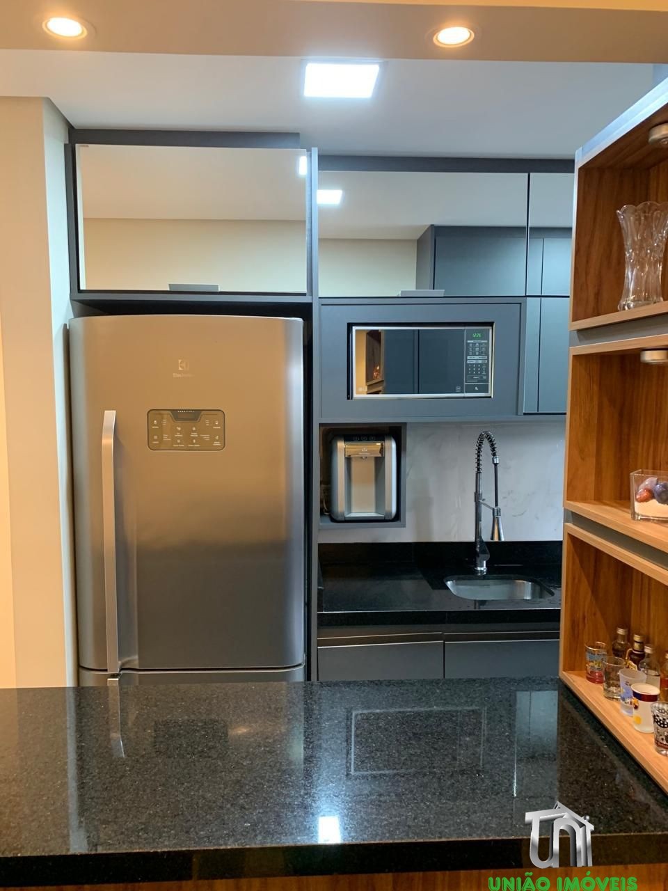 Apartamento para alugar com 2 quartos, 69m² - Foto 8