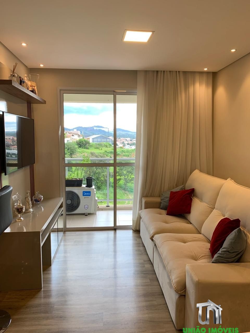 Apartamento para alugar com 2 quartos, 69m² - Foto 1