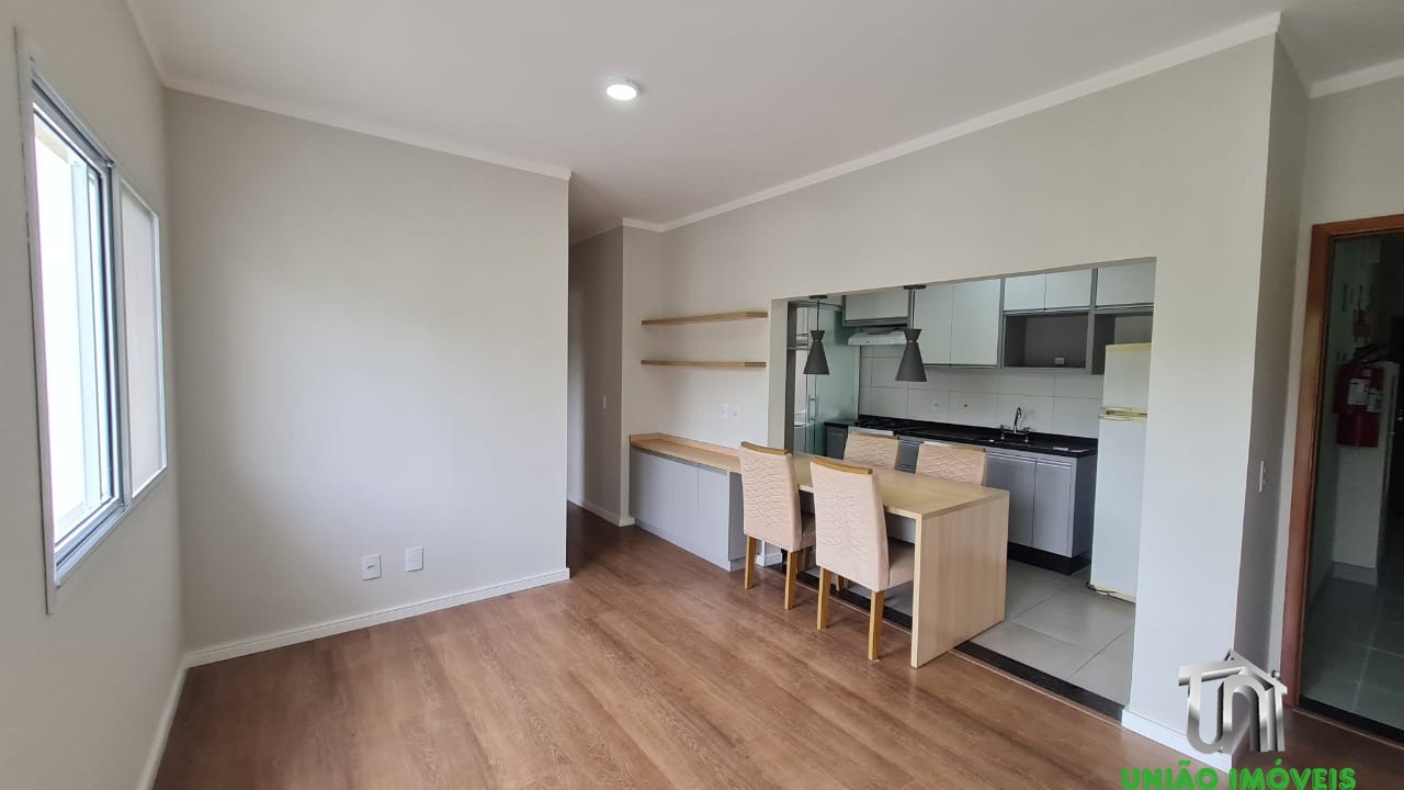 Apartamento para alugar com 3 quartos, 72m² - Foto 1