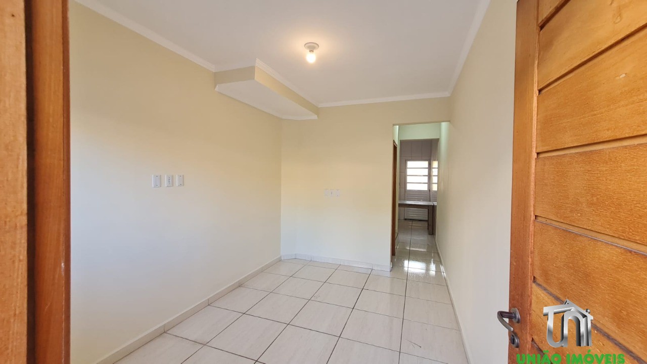 Casa para alugar com 2 quartos - Foto 1