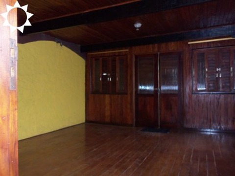 Casa para alugar com 3 quartos, 250m² - Foto 14