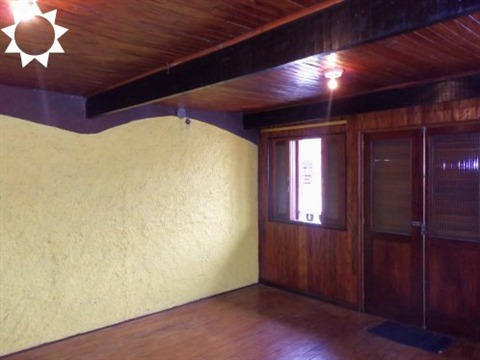 Casa para alugar com 3 quartos, 250m² - Foto 2