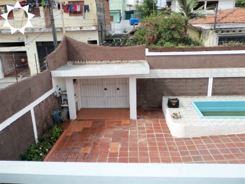 Casa para alugar com 3 quartos, 250m² - Foto 15