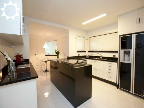 Casa à venda com 3 quartos, 360m² - Foto 10