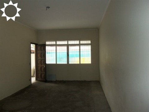 Casa à venda com 3 quartos, 130m² - Foto 1