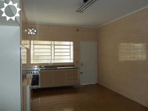 Casa à venda com 3 quartos, 130m² - Foto 4