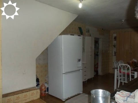 Casa à venda com 1 quarto, 200m² - Foto 5