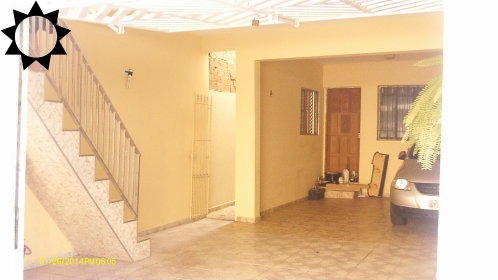 Casa à venda com 2 quartos, 188m² - Foto 2