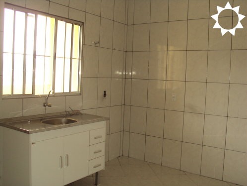 Casa à venda com 2 quartos, 300m² - Foto 1