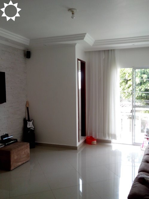 Casa à venda com 3 quartos, 240m² - Foto 1