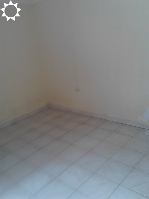 Casa à venda com 1 quarto, 180m² - Foto 2