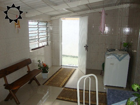 Casa à venda com 2 quartos, 150m² - Foto 12