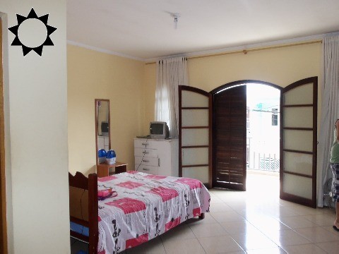 Casa à venda com 3 quartos, 250m² - Foto 4