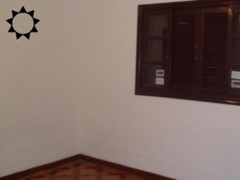 Casa à venda com 2 quartos, 165m² - Foto 4