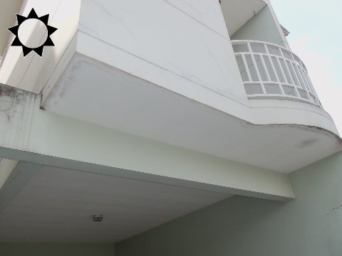 Casa à venda com 4 quartos, 200m² - Foto 3