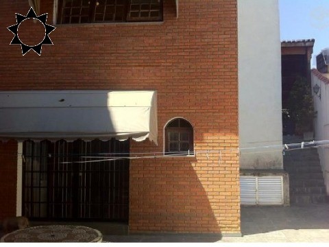 Casa à venda com 3 quartos, 250m² - Foto 4