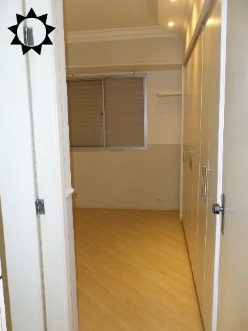 Apartamento para alugar com 3 quartos, 76m² - Foto 9