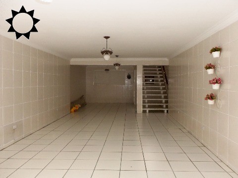 Casa, 4 quartos, 291 m² - Foto 2