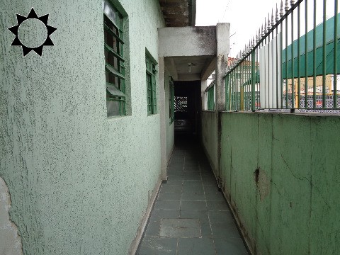 Casa à venda com 1 quarto, 200m² - Foto 7