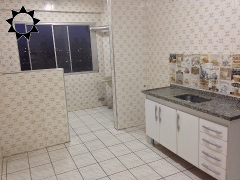 Apartamento à venda com 2 quartos, 70m² - Foto 1