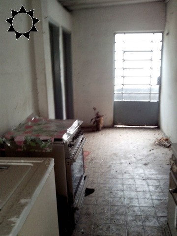 Casa à venda com 2 quartos, 200m² - Foto 14