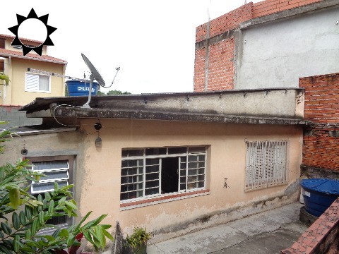 Casa à venda com 2 quartos, 100m² - Foto 3