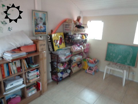 Casa à venda com 3 quartos, 190m² - Foto 17