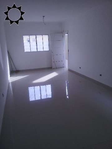 Casa à venda com 3 quartos, 125m² - Foto 1