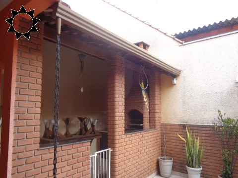 Casa à venda com 4 quartos, 200m² - Foto 28