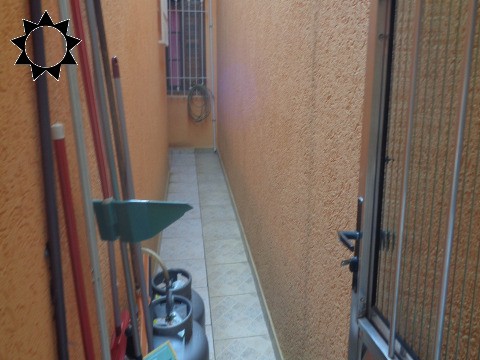 Casa à venda com 4 quartos, 200m² - Foto 32