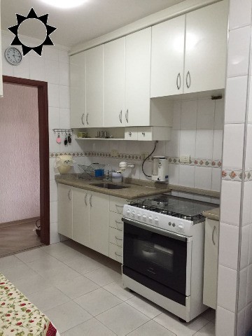 Apartamento à venda com 3 quartos, 91m² - Foto 2