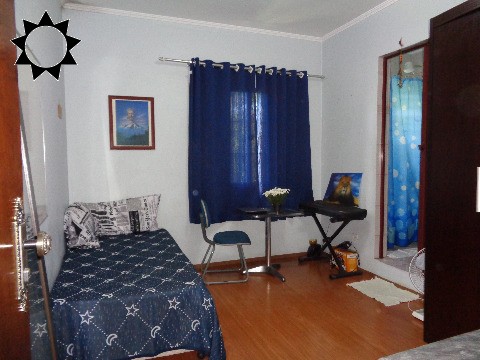 Casa à venda com 3 quartos, 240m² - Foto 16