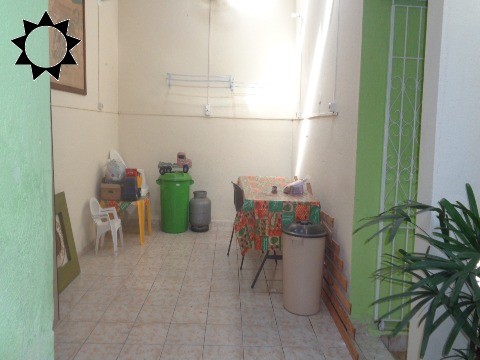 Casa à venda com 3 quartos, 180m² - Foto 25