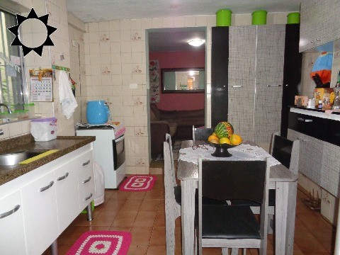 Casa à venda com 3 quartos, 350m² - Foto 25