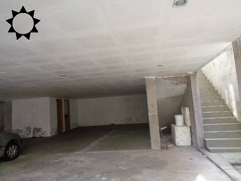 Casa à venda com 4 quartos, 466m² - Foto 2