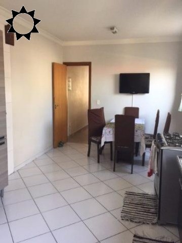 Casa à venda com 3 quartos, 230m² - Foto 9