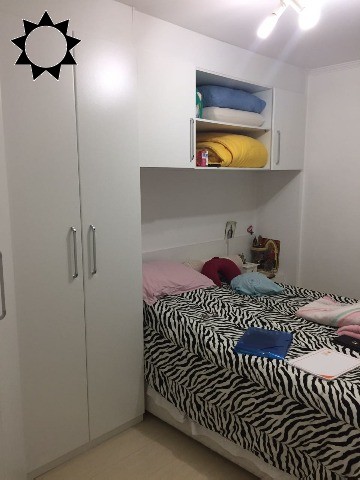 Apartamento à venda com 2 quartos, 58m² - Foto 2