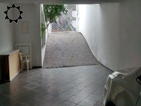 Casa à venda com 3 quartos, 241m² - Foto 2