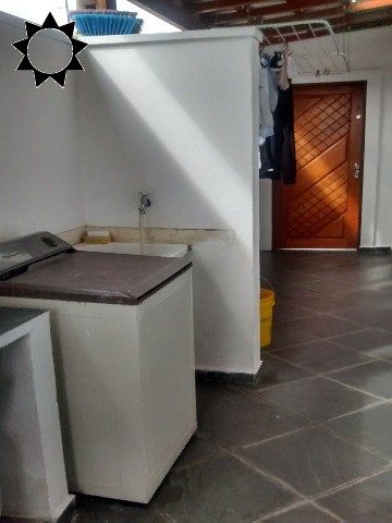 Casa à venda com 3 quartos, 241m² - Foto 20