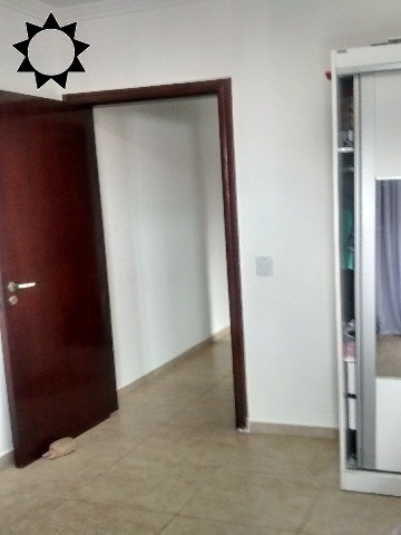 Casa à venda com 3 quartos, 241m² - Foto 32