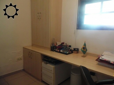 Casa à venda com 4 quartos, 300m² - Foto 8