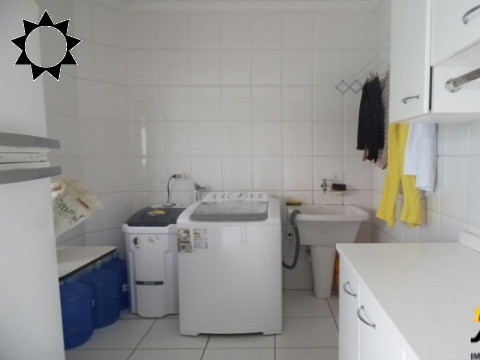 Casa à venda com 4 quartos, 300m² - Foto 24