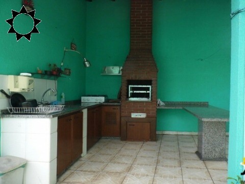 Casa à venda com 4 quartos, 300m² - Foto 25