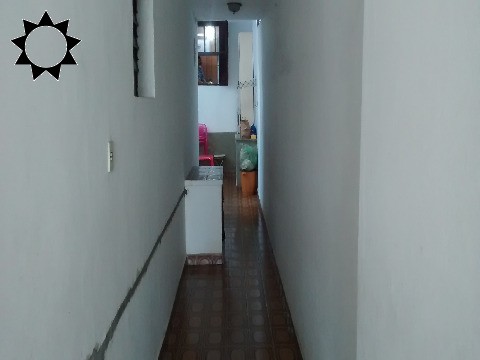 Casa à venda com 4 quartos, 180m² - Foto 2