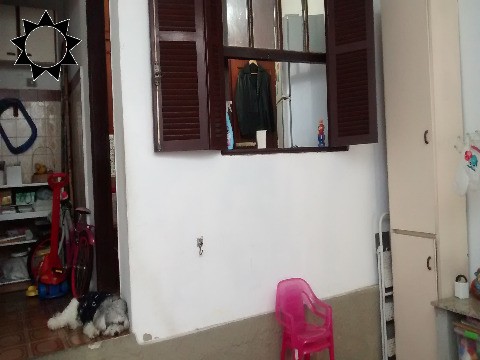 Casa à venda com 4 quartos, 180m² - Foto 15