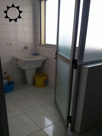 Apartamento à venda com 2 quartos, 62m² - Foto 9