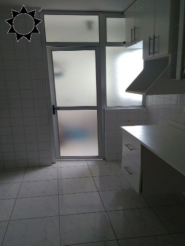 Apartamento à venda com 2 quartos, 62m² - Foto 15