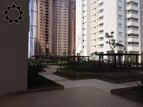 Apartamento à venda com 2 quartos, 67m² - Foto 5