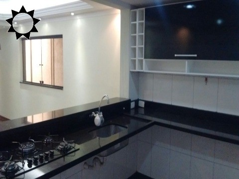 Casa à venda com 2 quartos, 180m² - Foto 14